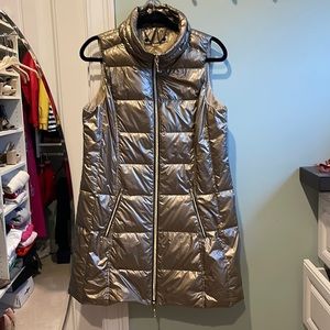 Gorgeous Glod Metallic Vest sz M